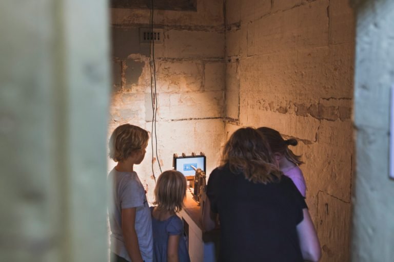 I dun good (2015) interactive art object by Lauren Edmonds